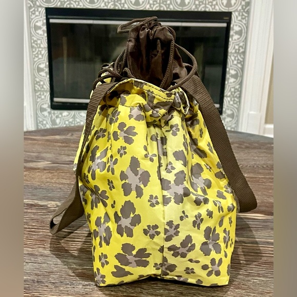 Thirty-One “Leopard Floral” Cinch It Up Thermal Tote - Yellow/Brown - EUC - Picture 8 of 10